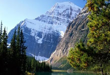 678体育官网：柏林聯合前鋒貝倫斯上演頭球帽子戲法！德甲首人！.